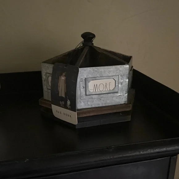 Rae Dunn Gray Rotating Pencil Case - Picture 2 of 9